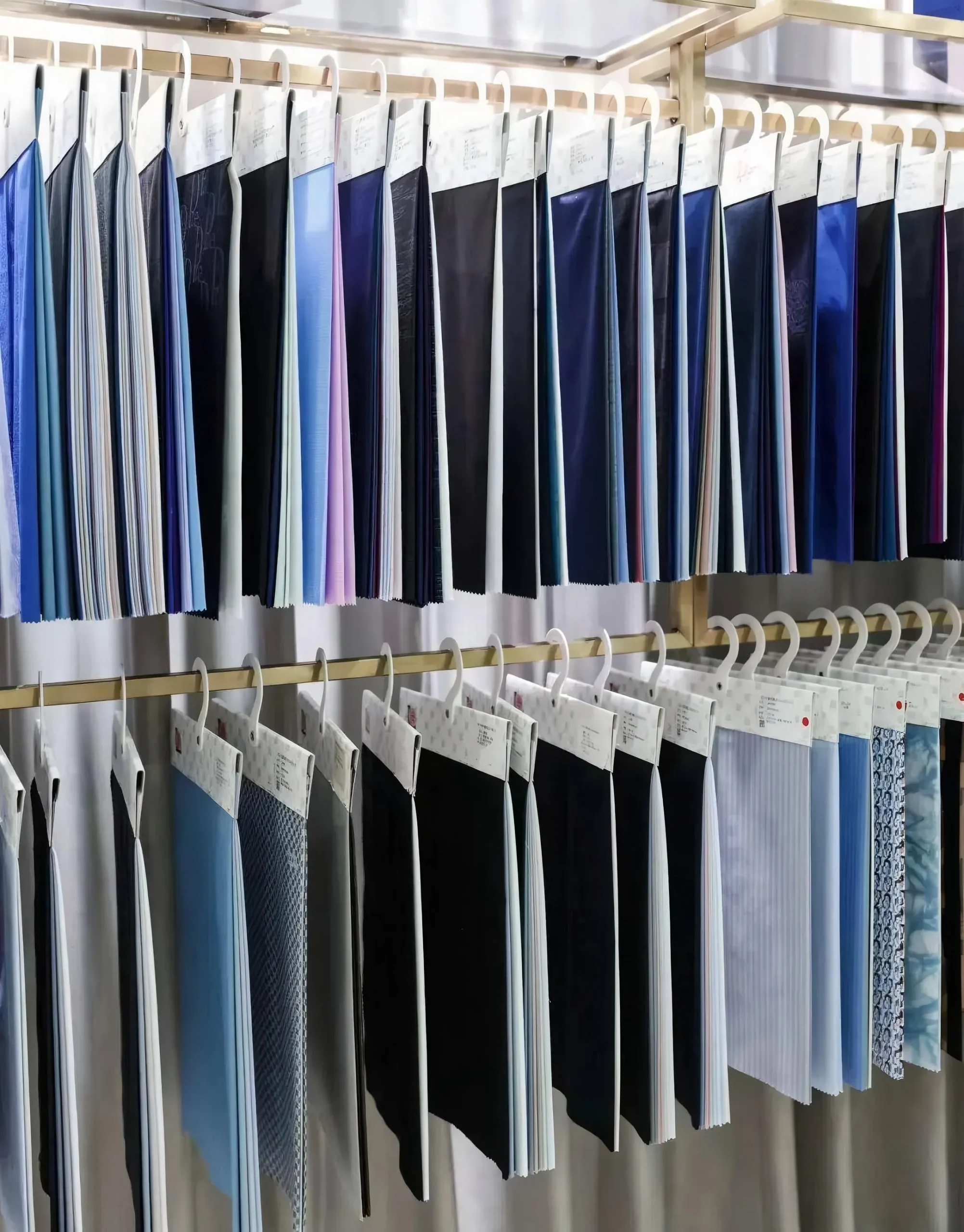 Multiple Fabric and Color Choices